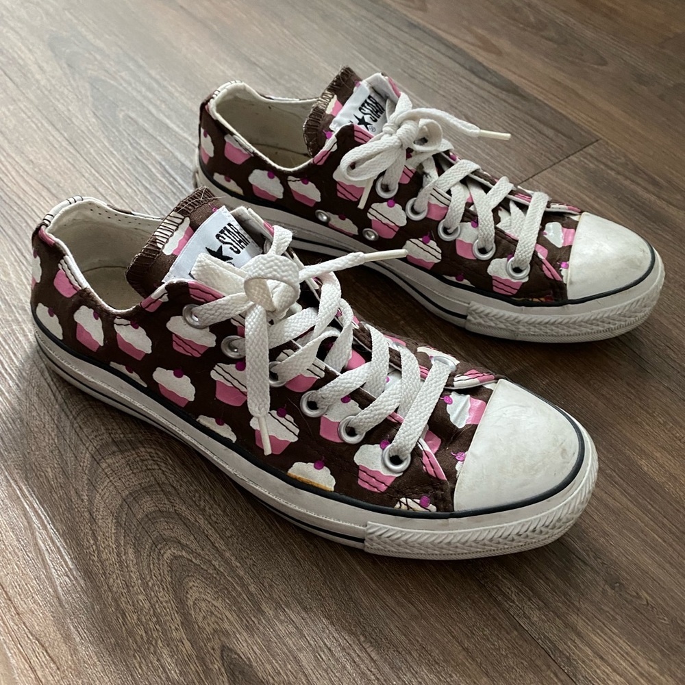 Vintage All Star Converse Cupcake Low Top Sneakers